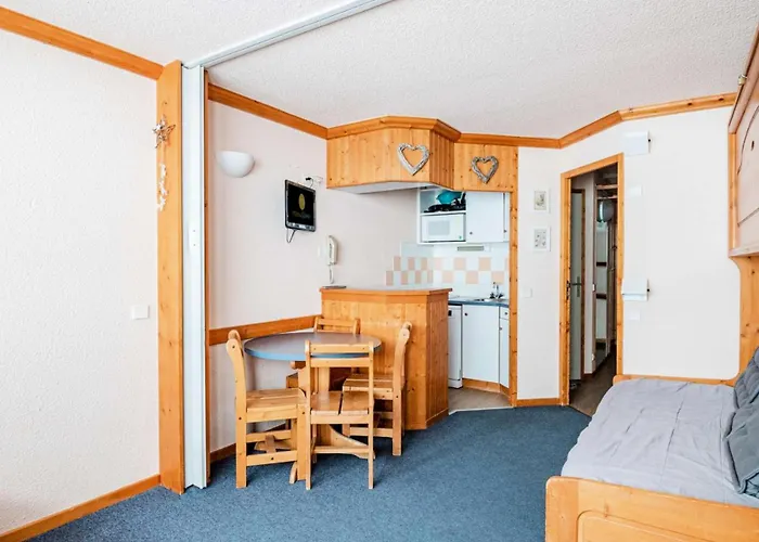 Aime 2000 - 3/4 Pers - Aime 2000 - Partie Zodiaque - L44a2 - Plagne Aime 2000 Mae-9264 * La Plagne